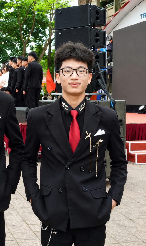 Thủ khoa A00 2026 Nguyễn Khắc Công đạt 30 điểm tuyệt đối